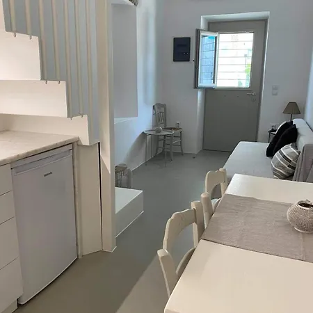 公寓 Spitaki House In The Old Town Páros